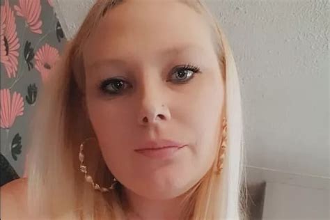 Tributes pour in for 'beautiful' Leeds mum as police 